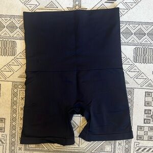 Belly Bandit Mother Tucker Black Compression Bike Shorts
